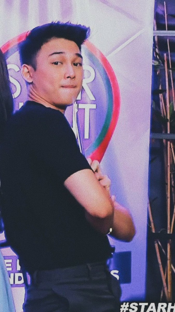skyianaftw's tweet photo. masyado pogi @skyquizon di ba mamsh? @dianacmackey 🙈💛 https://t.co/P39XILIeDz