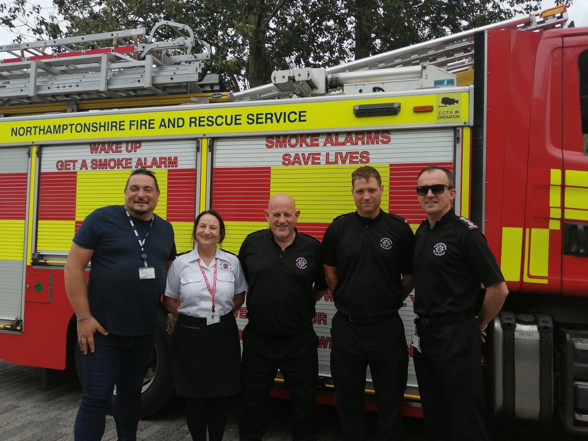 Wellingborough crew pictured with <a href="/TinaCollettNFRS/">Tina Collett</a> and Radio Northampton <a href="/UniNorthants/">UniofNorthampton</a> Waterside campus where we are today launching our water safety campaign. #BeWaterAware
