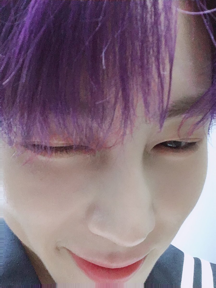 gooreumseng's tweet photo. 싸랑행~~~❤️❤️❤️❤️ 내맘을 받아조유~~ 하느으으으를~#하성운 https://t.co/8rcSj7DpBz