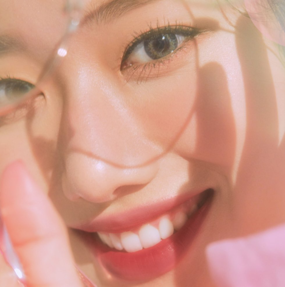 thedaysgoneby's tweet photo. Peripera official INK velvet - 2019 
#이나은 #Naeun https://t.co/t9CuPeubgs
