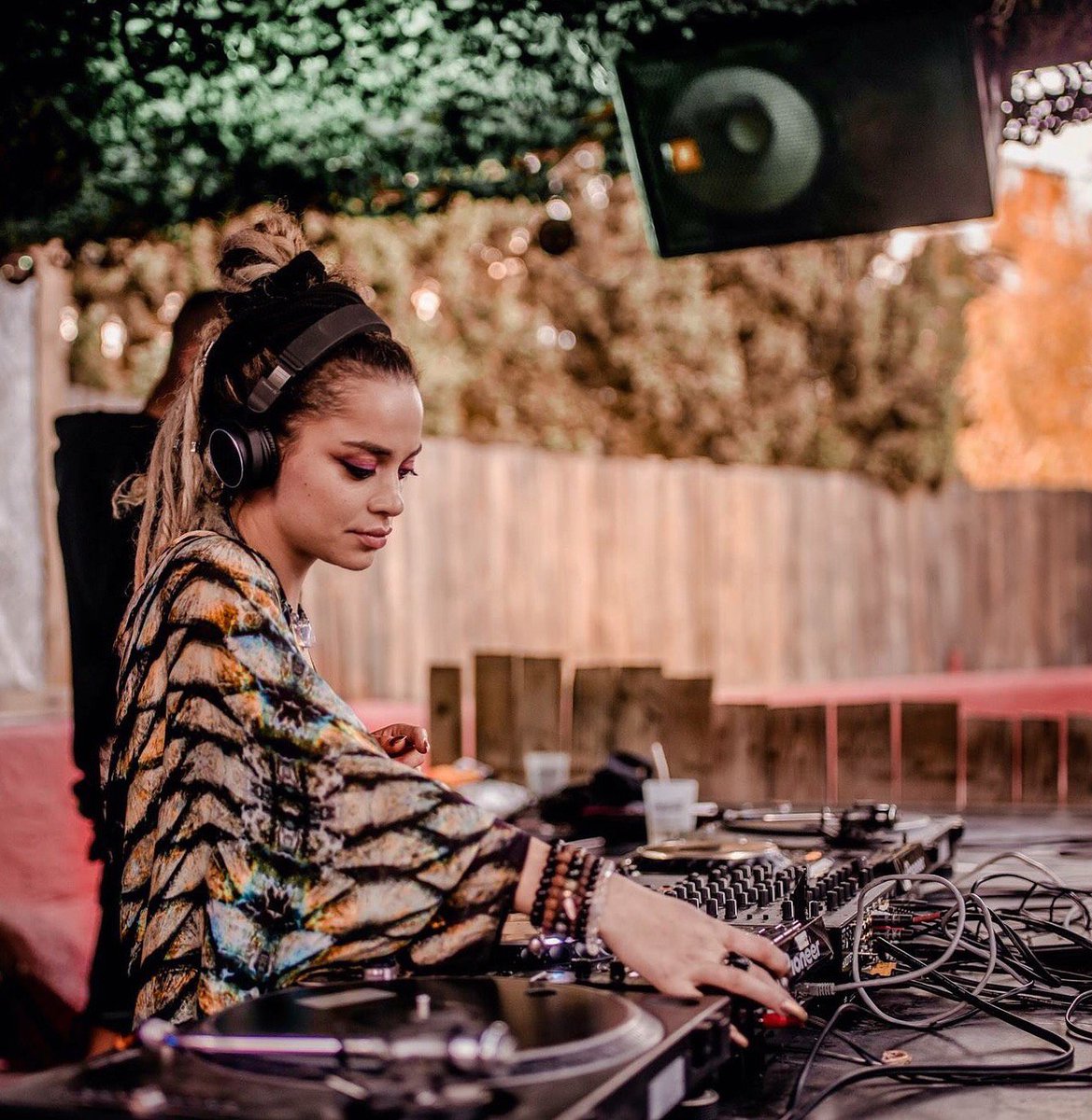 CiciCavanagh's tweet photo. This Sunday I am back playing at @thezooproject Ibiza playing on the Tree House stage alongside #Lamache @DanGhenacia https://t.co/1I3Cyki4eN