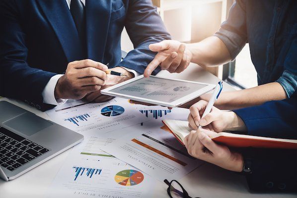 garykli's tweet photo. The Ultimate Guide to B2B Marketing in 2019 https://t.co/y9XWwMyo9u https://t.co/oHVQ5ThFD9