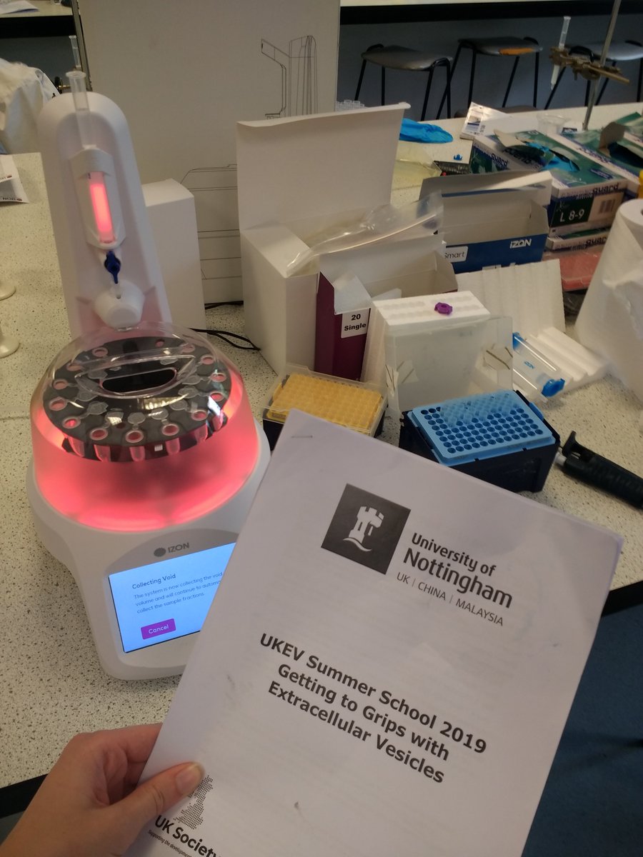 UnterholznerLab's tweet photo. Having fun trying out different EV isolation techniques at the UKEV summer school at Nottingham University! #UKEVSS19 #exosomesarecool https://t.co/FYyXnJM326
