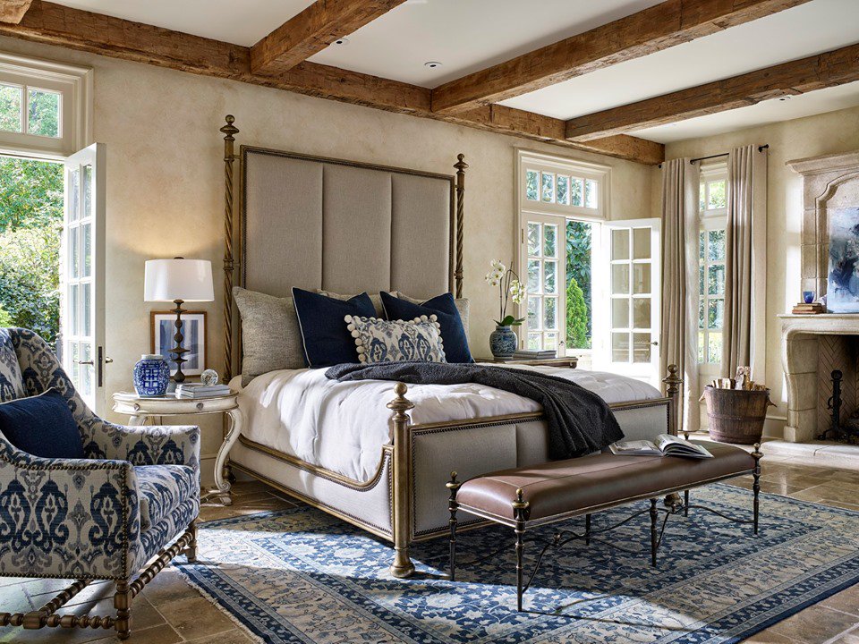 MCFurnitureCo's tweet photo. STATEMENT BED: The Majorca Poster Bed is stunning with metal rope-twist posts and a 102-inch high upholstered headboard. Browse collection: https://t.co/yc9UfKIMQU 
#statementbed #bedroomfurniture #posterbed #luxury #designer #design https://t.co/GjGralTvqw