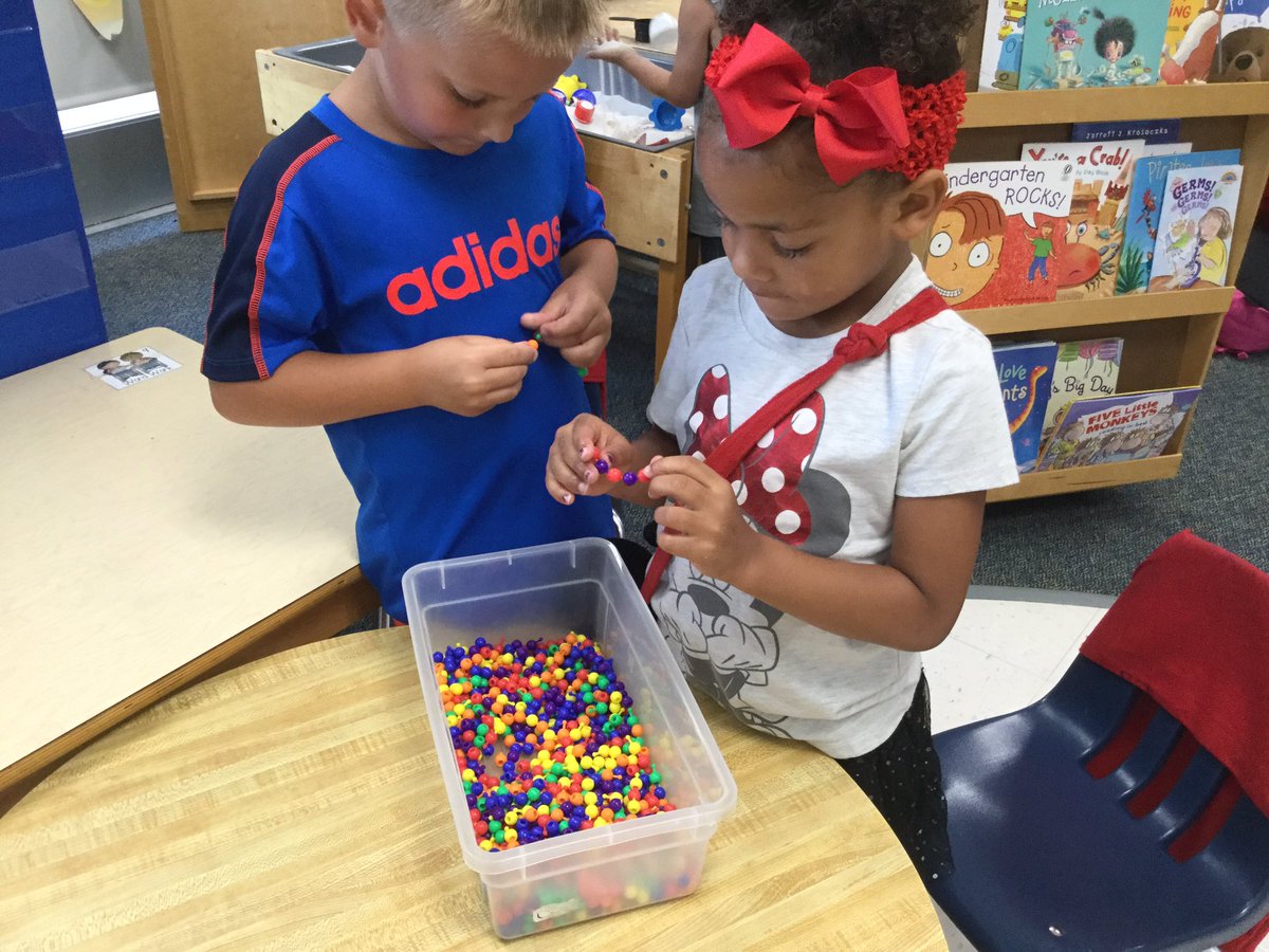 joyce_jevans's tweet photo. Making patterns , building with magnetic blocks, and digging for jewels for the letter "j" are a few of the fun things we did today in Kindergarten Countdown! https://t.co/4tXokoJ50T