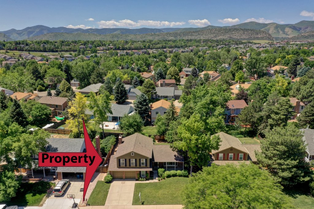 PaulMaynard's tweet photo. Don't you think this property stands out more than a ground image?
#colorfulvirtualtours #denverrealestate #denver #luxury #realtor #denverrealestateagent @kellerwilliams #porchlight @porchlightgroup #madisonprops #realestateagent #5280 #realestate #coloradorealestate https://t.co/U90svbBWZO
