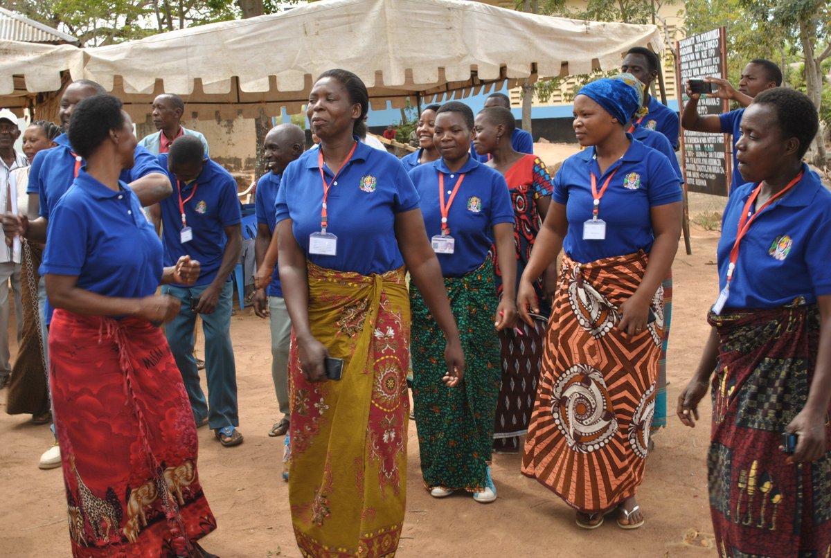 #CommunityHealthWorkers dance in celebration at the opening of the new maternity ward in Nyamayinza, #Tanzania. To learn more about this amazing project made possible through our partners @stm_canada and #CrossroadsCanada, check out our website at: mnmtanzania.com