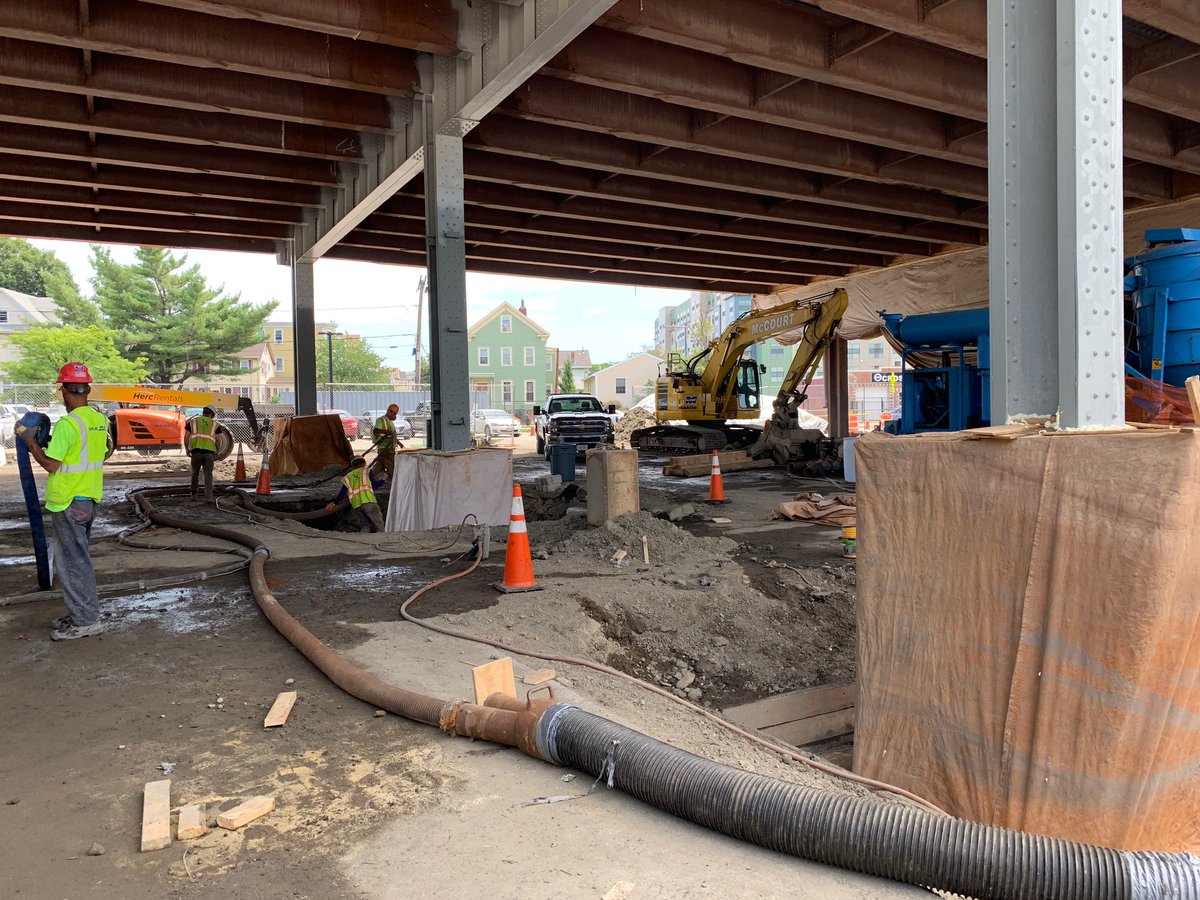 MassDOT's tweet photo. #Chelsea: Route 1 Viaduct visible progress this week. #MAtraffic: NB/SB lane closures in place. #TobinBridge #ChelseaCurves https://t.co/riEYZFGWWp https://t.co/0iFIJhIS7Q