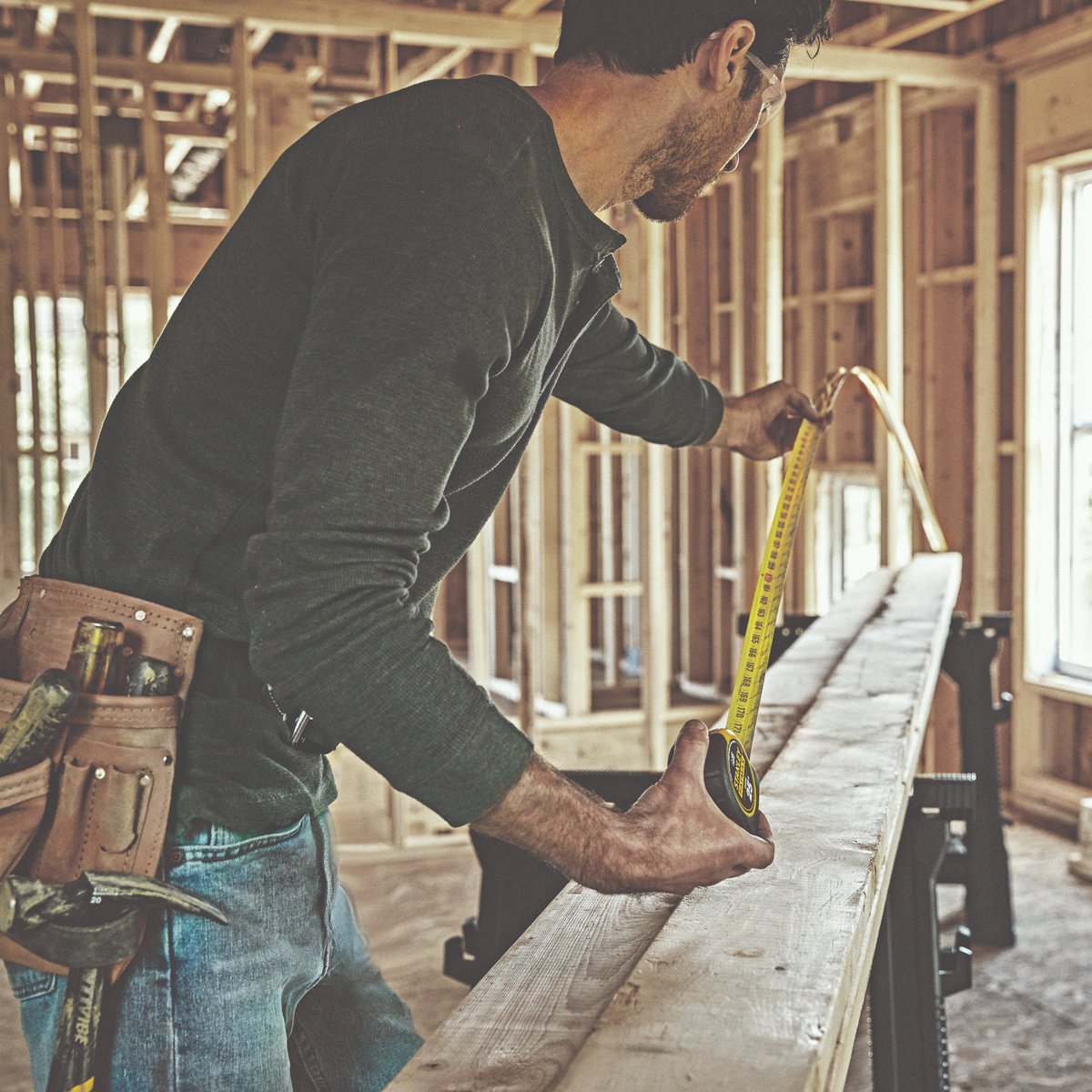 stanleytools's tweet photo. Just a Pro and his tape. The rest is history. #TapeWeek2019 https://t.co/9xFukjuMIs https://t.co/2YOojU3MNv