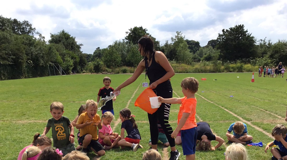 RecRaglanKWalsh's tweet photo. Reception have had the best afternoon full of laughter and soggy memories! 😃💧 https://t.co/SBthrvgHxc