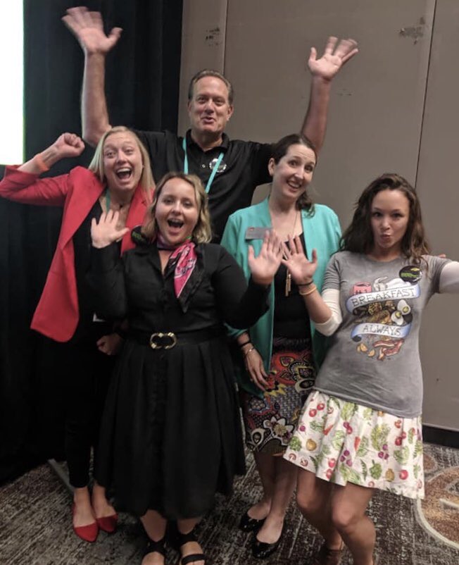 jen_lewi's tweet photo. Had 2 share this pic of this fun crew who presented gr8 ideas for ⁦@SchoolLunch⁩ #NSBW2O2O at #ANC19 - if u missed it, look out for upcoming SNA webinar soon! ⁦@davidgrotto⁩ ⁦@fractweets⁩ ⁦@nokidhungry⁩ ⁦@BeyondBreakfast⁩ ⁦@StefanieDoveRDN⁩ https://t.co/8wqKGuDHzY