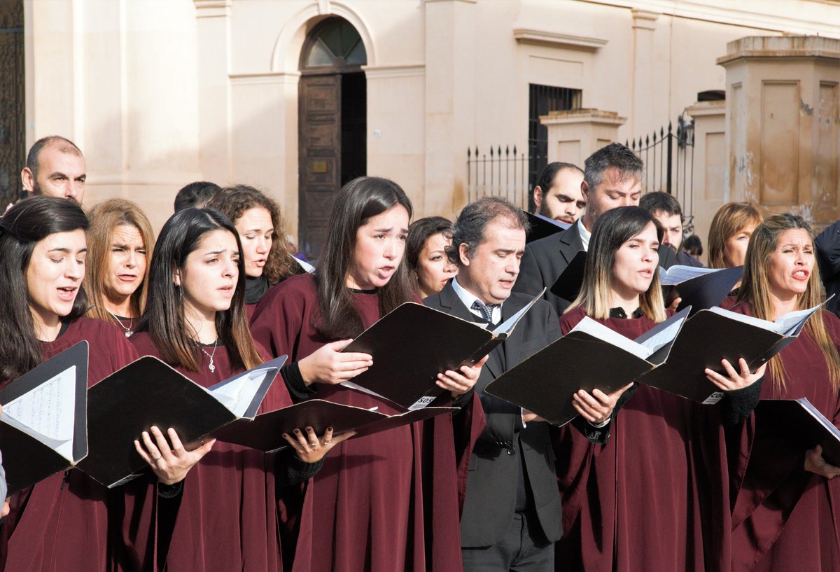 🎤🎼Este viernes 19 a las 19:30 h vas a poder disfrutar de otro maravilloso concierto del #CoroMunicipaldeCba en el #MuseoSanAlberto. Te contamos que no tenés que pagar entrada, ¡Es gratuito!!👨‍🎤👩‍🎤☺️