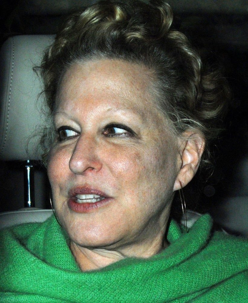 Racist hag! Washed up Bette Milder claims African Americans paid to be in Trump 'blackground'