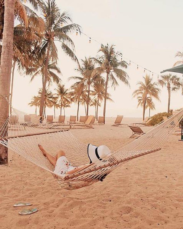 visitlauderdale's tweet photo. Live your best life as you #VacationLikeAVIP at @LagoMarResortFL this summer... From lounging by the lagoon pool to unwinding in a hammock! https://t.co/uiKo5OAVWj #VisitLauderdale // ๐ธ @Ana_s_world https://t.co/QJAXX7INX0