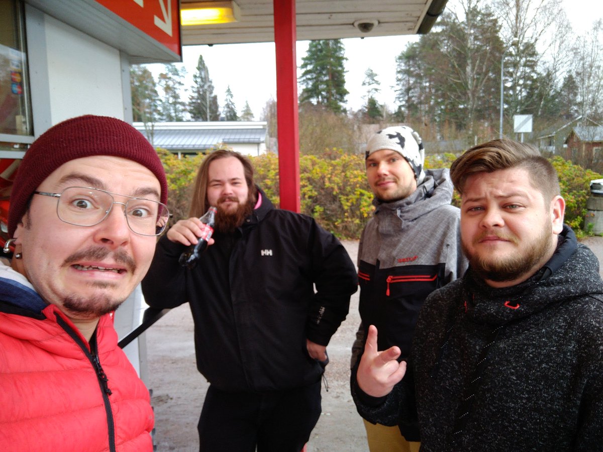 NutfarmGames's tweet image. Did you know that our faces have been emojified in our Discord!

#explodingbabies #gamedev