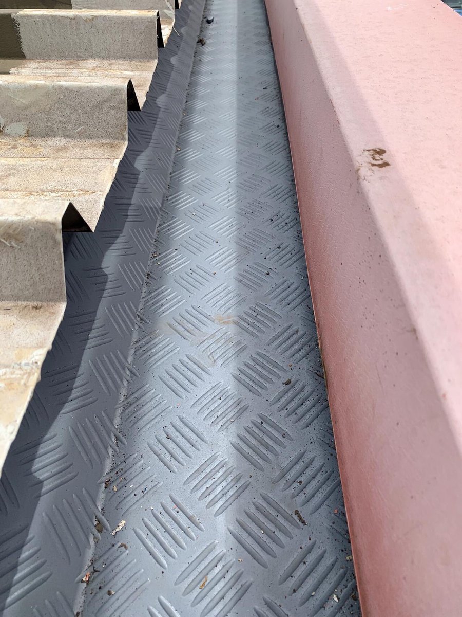 WeatherFAST's tweet image. WeatherFast - bespoke gutter liner training course. 

Please drop me an email if you would like any further info on our training course.

Sales@weatherfast.co.uk

 #gutters #roofs #contractors #steel #coatings #bespoke #training #bookings #welding #weatherfast #fatra