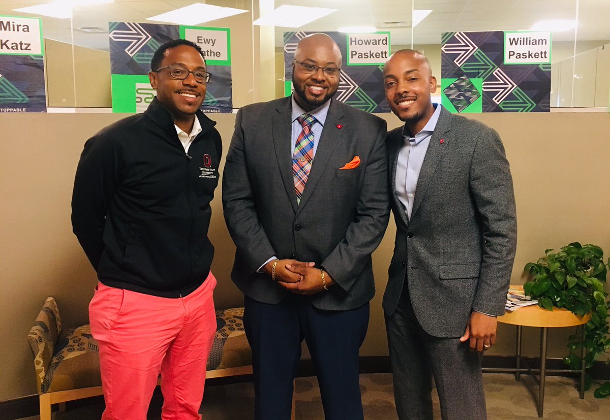 DMGrayMD's tweet photo. L-R: Physician-scientist (@joshuajosephmd at @OhioState) Scientist (@crrogersPhD at @UUtah), Physician (@OhioState)
Each is a believer, husband & community advocate.
The three of us are working towards achieving #healthequity in our communities & nation.
#ChangingTheNarrative https://t.co/0TxEFSgDLQ