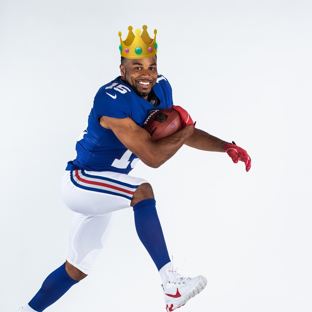 ShowtimeTate's tweet photo. Gotta keep the #YACKing 👑crown! Grinding to stay on the throne in @nygiants 🔴🔵 ! 
#ShowtimeTate #NationalEmojiDay https://t.co/d4FyaMJHZ5