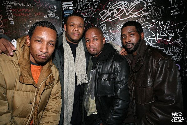 throwback <a href="/DresBlacksheep/">Dres</a> <a href="/DiceBX/">The Diceman</a> @MoleculesB <a href="/DiceBX/">The Diceman</a> <a href="/LegionSmash/">Chucky Smash</a> upstairs at the #knittingfactory NYC #thelegion #blacksheep #skills