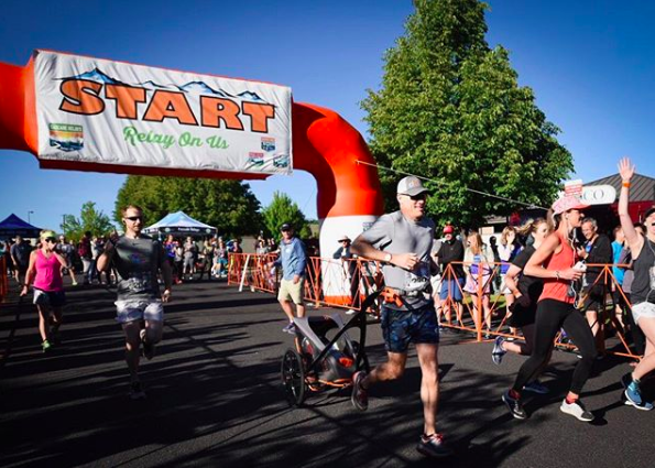 kidRunners's tweet photo. KidRunner out on the #BendBeerChase course. One of our favorite relays of the year. @CascadeRelays 

Who will be running the 12th Annual #CascadeLakesRelay next month? 🍻🏃‍♂️🏃‍♀️
 
Photo by @thomasandvelophotography https://t.co/TG4bI5XdRZ