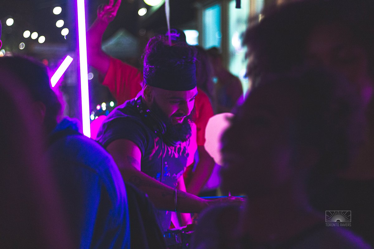 TO_ravers's tweet photo. check out the full album of @Rude_Collective 's Full Day and Night Block Party at Toronto's very own SoSo Food Club
during @DundasWestFest 

CLICK HERE :
https://t.co/vOzeVOghuU

FB: https://t.co/GNwIc3uN0i

IG: https://t.co/GVSPGTpLMz

#TO_ravers
#torontoravers
#rave https://t.co/6IoRT117Ix