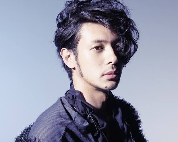 Twitter இல ワンレンを考察するスレ 第28回 与沢翼の父です