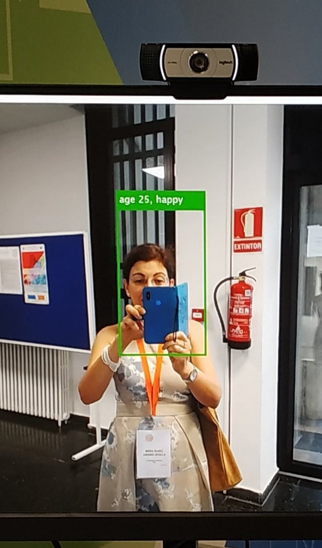 MABELASEVI's tweet image. I love MATLAB because It males me MUCH younger 🤣 @ICIAM2019  #weloveMATLAB