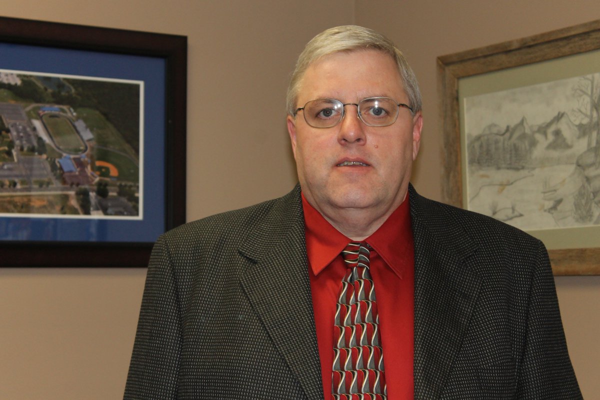 clevecityschool's tweet photo. Congratulations to Renny Whittenbarger - named President of the Tennessee Directors of Career Technical Education! He will represent all public schools in Tennessee to promote career technical education. @CCSCTE @TDCTE https://t.co/33fQDA1qI6