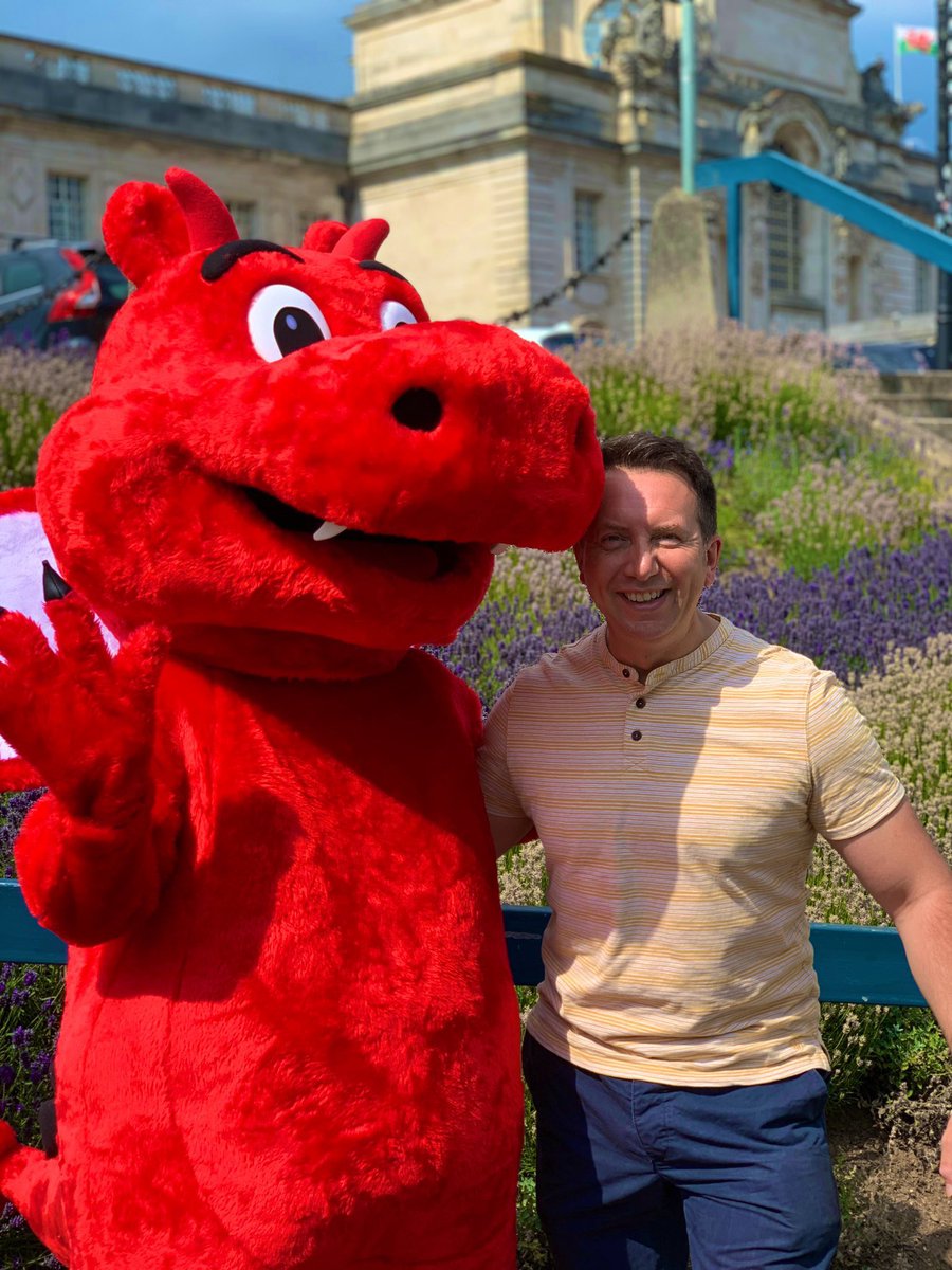 Huge shout out to <a href="/Dylan_theDragon/">Dylan</a> who has been walking the streets of Cardiff as an Ambassador for <a href="/cardiffuni/">Cardiff University</a> in baking hot sunshine all #graduation week. It’s hot enough in a suit let alone if you are a big red furry dragon! Well done Dylan! <a href="/CUBiosciences/">Cardiff University School of Biosciences</a> ☀️ 🌞 ☀️#cardiffgrad