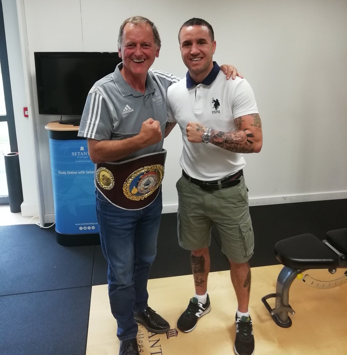 daveyoliver101's tweet photo. Great day at @SetantaCollege today meeting up with Liam Hennessy and all the staff at Setanta College. An amazing collage, Very helpful tutors and a great team of people to have behind you. Who have giving me great support for the past year. Can't recommend this collage enough. https://t.co/sgDoD24wWH