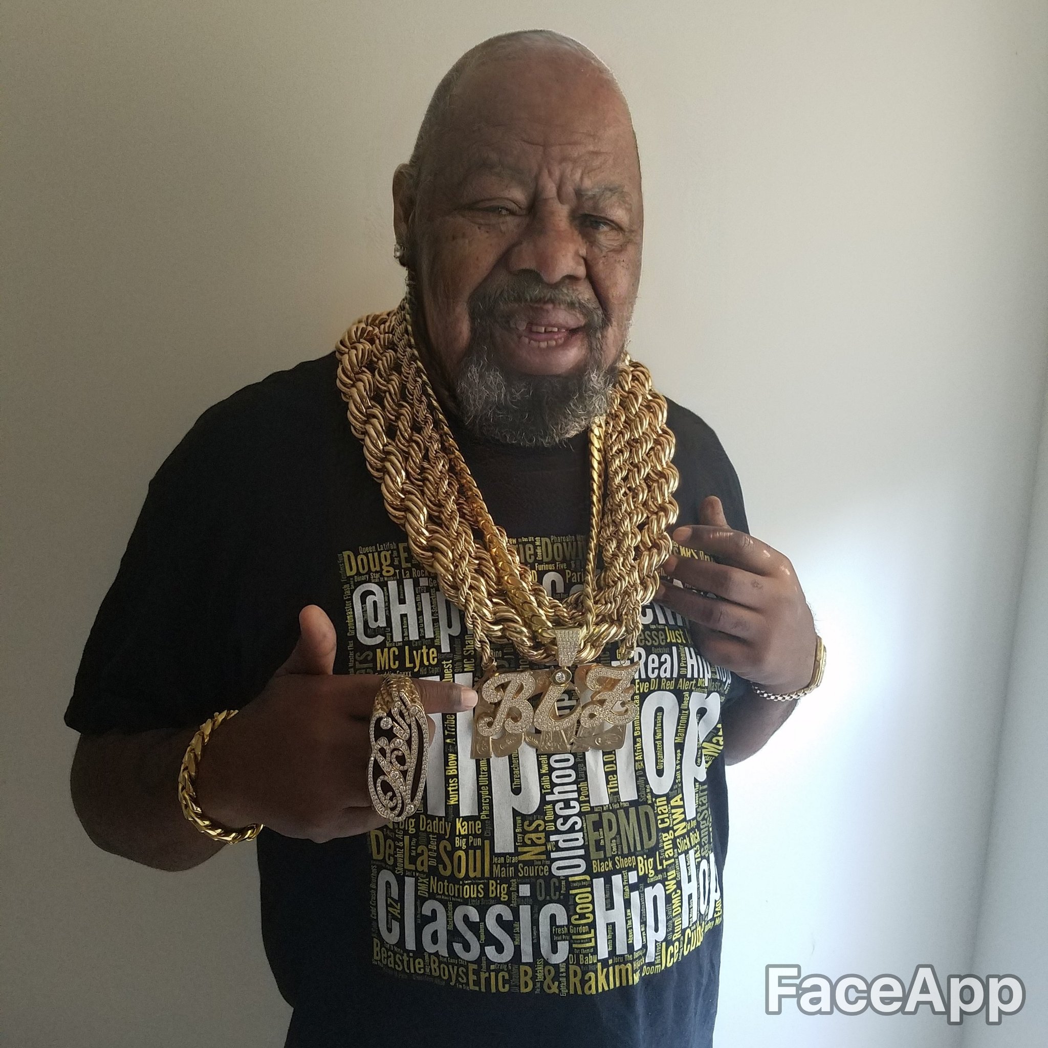 BIZ MARKIE on X THIS IS HOW LONG IVE BEEN HAVING JEWELRY bennysjewelry jacobthejeweler jasonofbeverlyhills R.I.P. TITO THIS IS JUST A SAMPLE WORD IS BOND https t OWhi71RIVU X