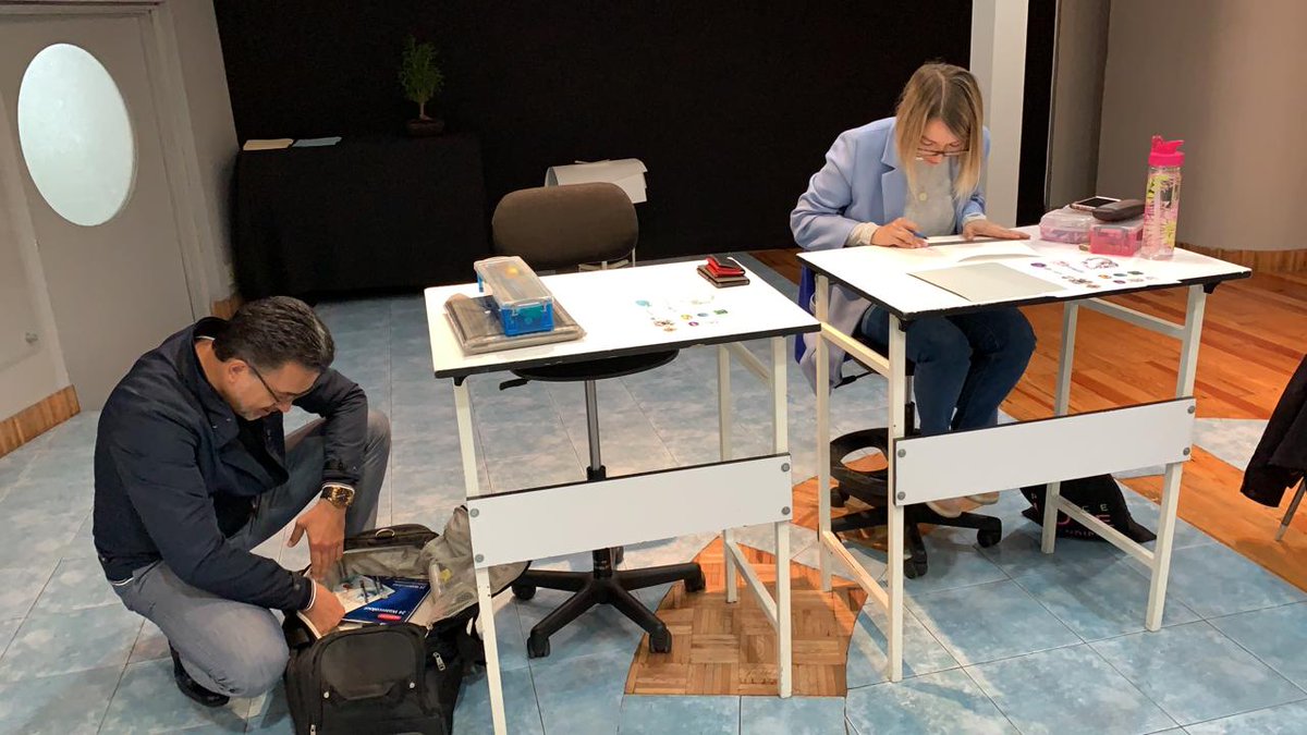 Taller exclusivo de Ilustración aplicado al diseño de Joyería organizado por <a href="/joyerosmx/">JoyerosMX</a> impartido por Marisol Corona, gracias a la Universidad <a href="/JannetteKlein/">Universidad Jannette Klein</a> por recibirnos jk.edu.mx/educacion-cont…
#jannetteklein #universidadjannetteklein #cursosjk #BeEpicToDay #joyerosmxunidos