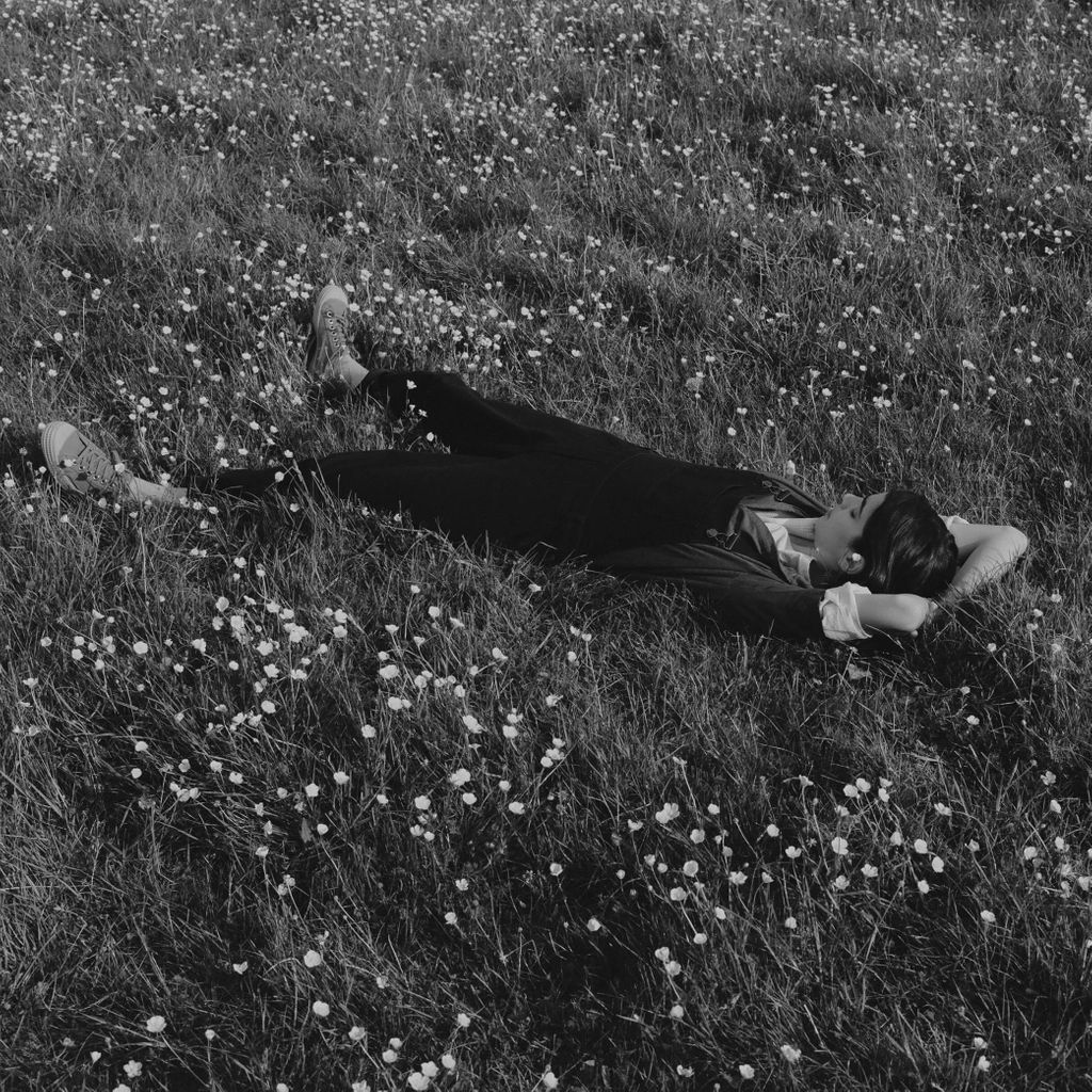 TOASTclothing's tweet photo. SUMMER | “When I have been working late on a summer night, I like to go out and lie on the patch of grass in our back garden…In bed I can sleep, here I can rest awake.” ― Jacquetta Hawkes, author of A Land. #TOASTbeing https://t.co/ov2ih3DWyR