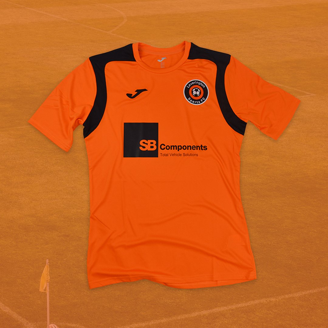 3QSports's tweet photo. Newly formed @Fenladies with this stunner! π₯ #UpTheLev #SUPPLIEDBY3Q https://t.co/kgZHcaZgip