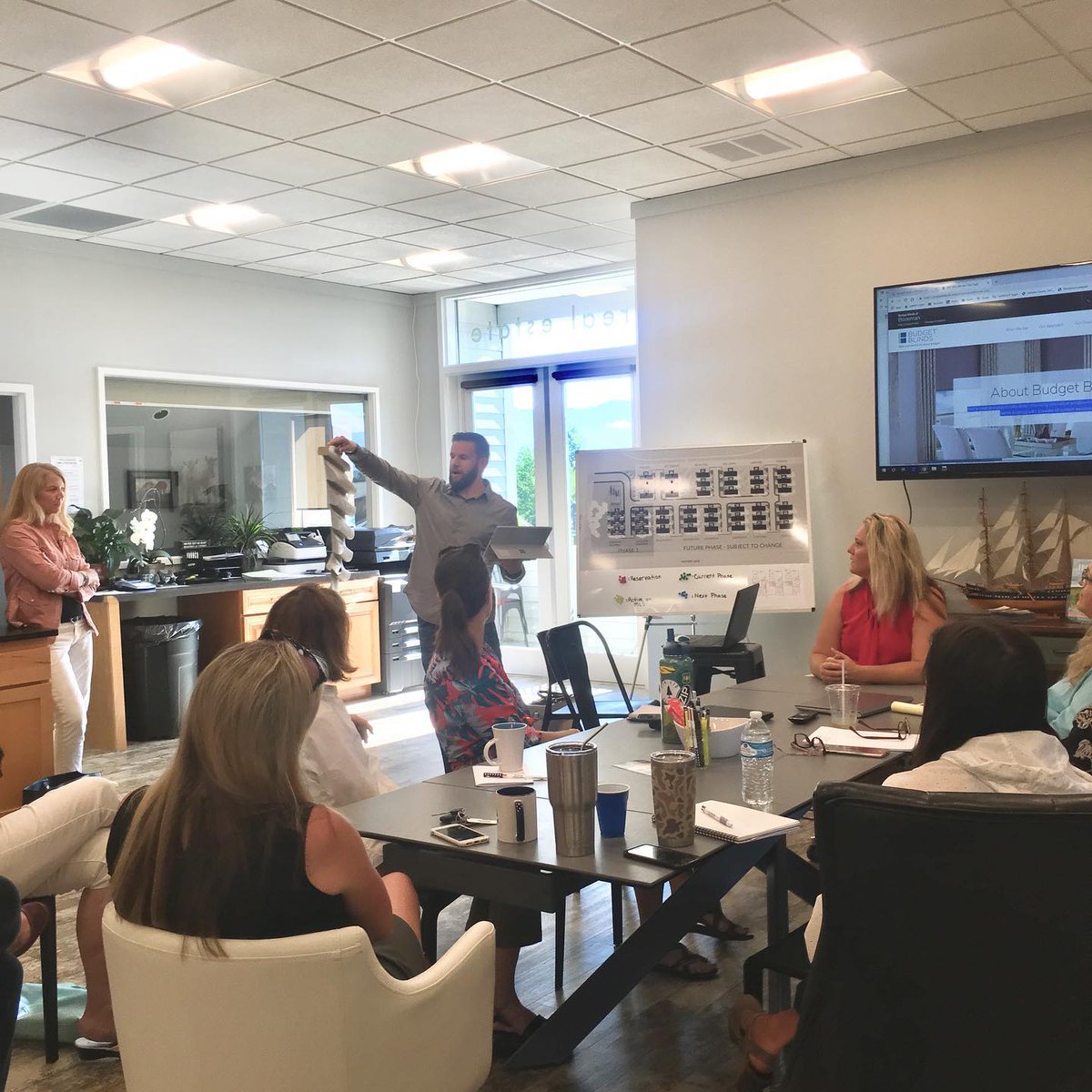 AspireRealtyMT's tweet photo. We were lucky to have 2 special guests present at yesterday’s office meeting! A huge thanks to ⁣@tylerbarnwell with @budgetblindsbozeman and Cheri Wubs with @cvswest.  We learned so much for both of you today!
⁣𝐓𝐡𝐚𝐧𝐤𝐬 𝐓𝐲𝐥𝐞𝐫 𝐚𝐧𝐝 𝐂𝐡𝐞𝐫𝐢!!⁣ https://t.co/lJ26iSdHat