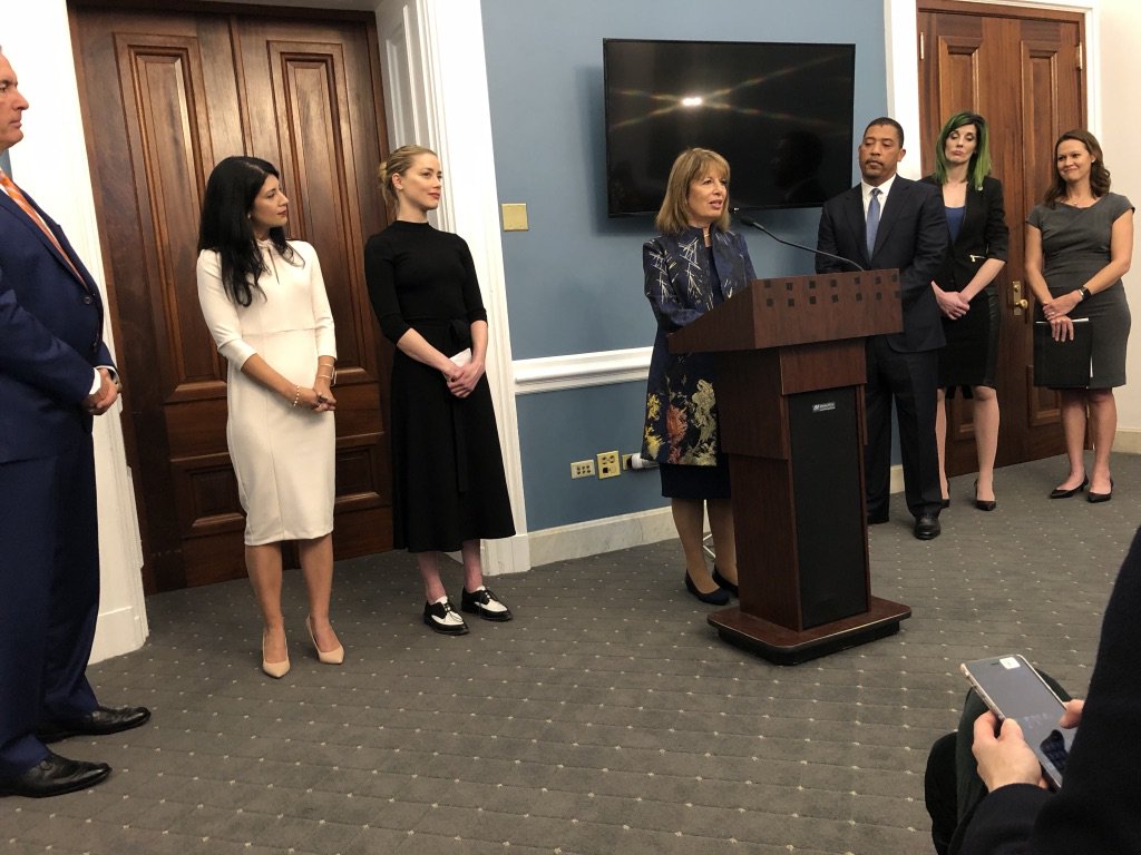 cagoldberglaw's tweet image. @TheBADASS_army @sffny
@withoutconsent, @realamberheard NYC Cyber Sexual Abuse Task Force, And now we have 44 states plus DC that have criminalized the nonconsensual distribution of sexually graphic images and pics. And proposed federal legislation too. Yet, not in NY. NYS