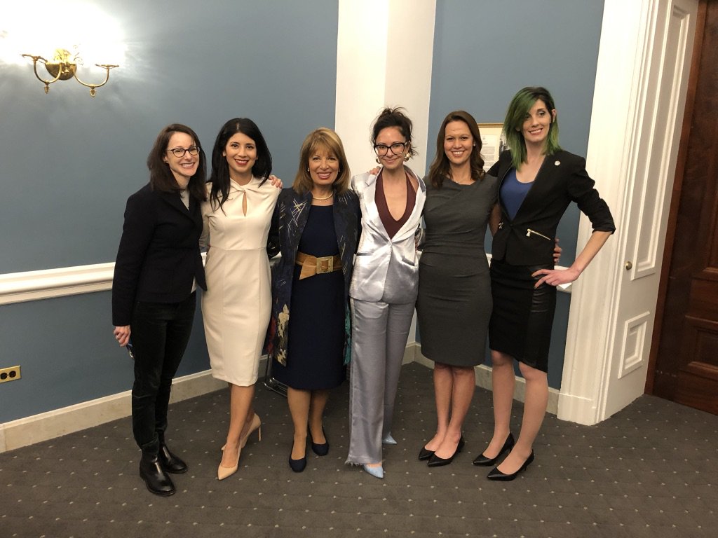 cagoldberglaw's tweet image. @TheBADASS_army @sffny
@withoutconsent, @realamberheard NYC Cyber Sexual Abuse Task Force, And now we have 44 states plus DC that have criminalized the nonconsensual distribution of sexually graphic images and pics. And proposed federal legislation too. Yet, not in NY. NYS