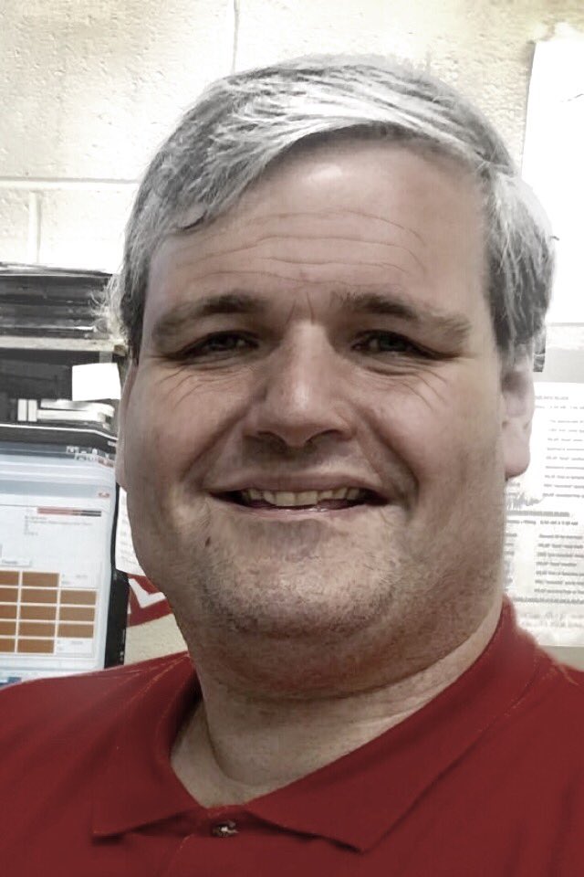 derrickleewlaf's tweet photo. With 2051 only 32 years away, here is what I’ll look like. #agingbooth https://t.co/HxjHPRgcK5