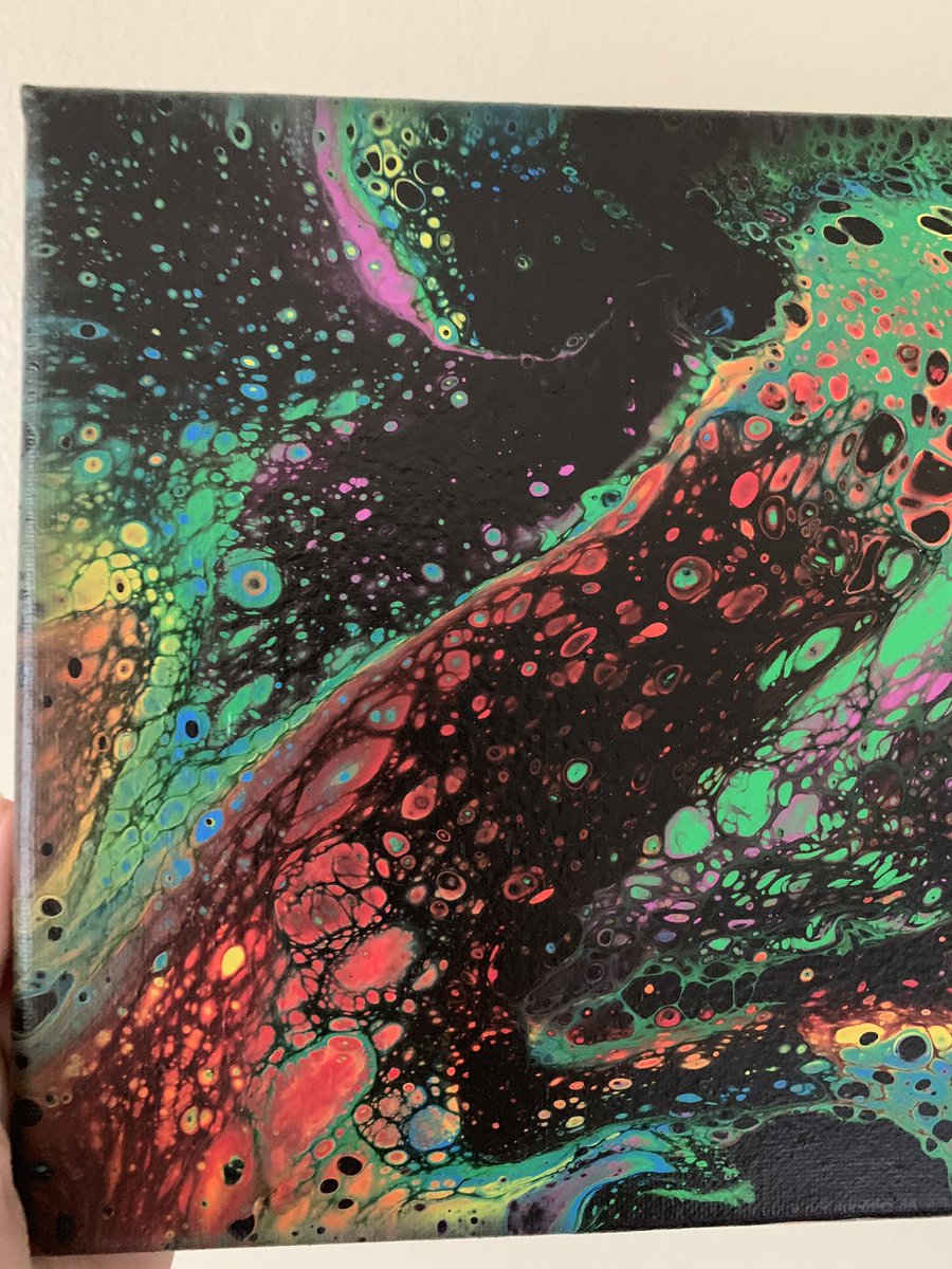 juliahope444's tweet photo. Flash giveaway 🌈 
8x10 canvas. 

Retweet and follow me to enter! 

Ends on Friday ✨ https://t.co/2cptStfEQx