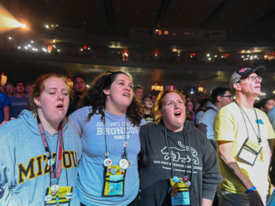 presoutlook's tweet photo. Triennium’s opening worship infused with youthful joy and enthusiasm
https://t.co/lxEf8ooYFK #PCUSA #PYT19 https://t.co/LJWHmR4zrw