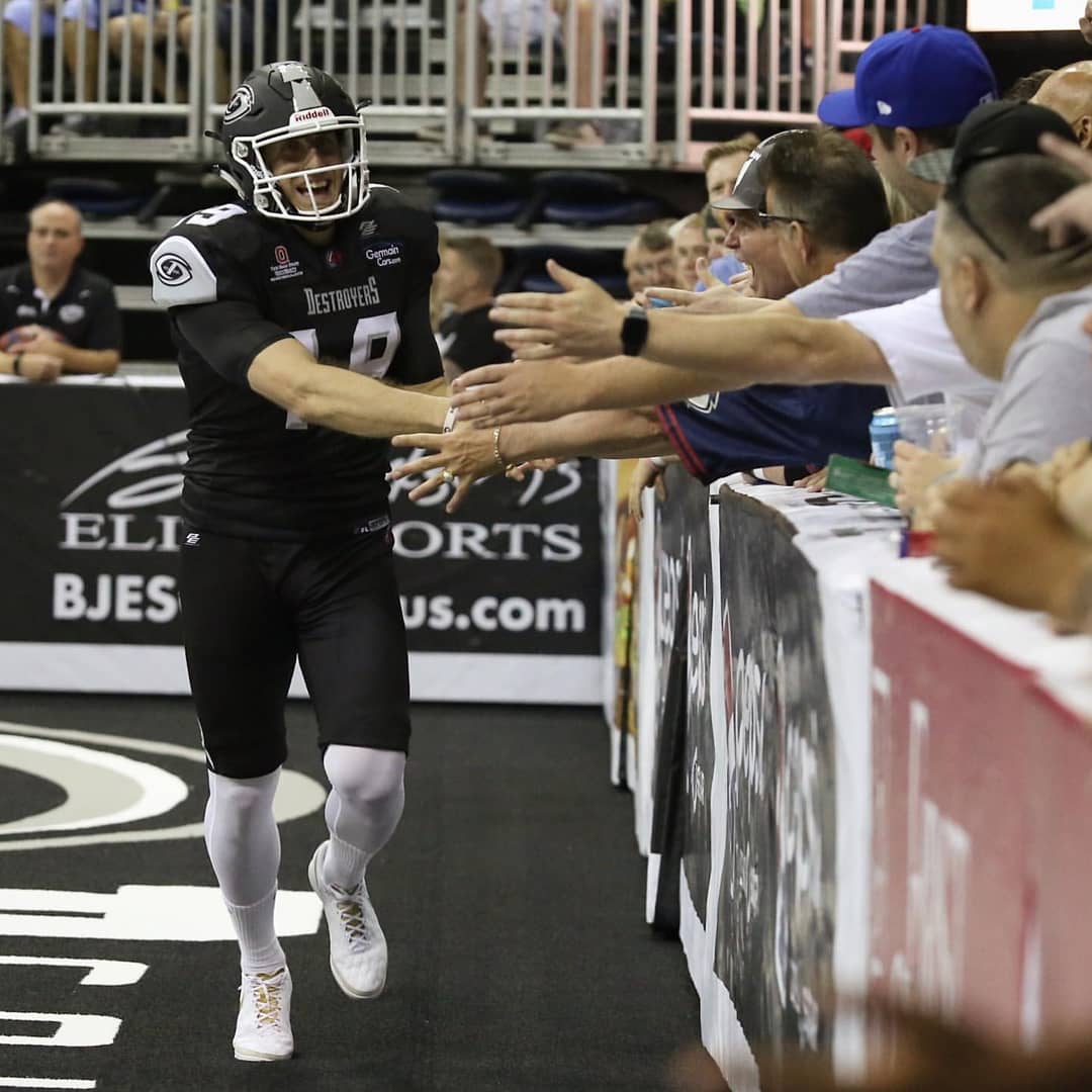 CraigTheLeg19's tweet photo. We love our fans and the city of Columbus! #CraigTheLeg
#destroyernation #ColumbusDestroyers #TheReturn #wedoitforthefans https://t.co/bgcTWOQSOk