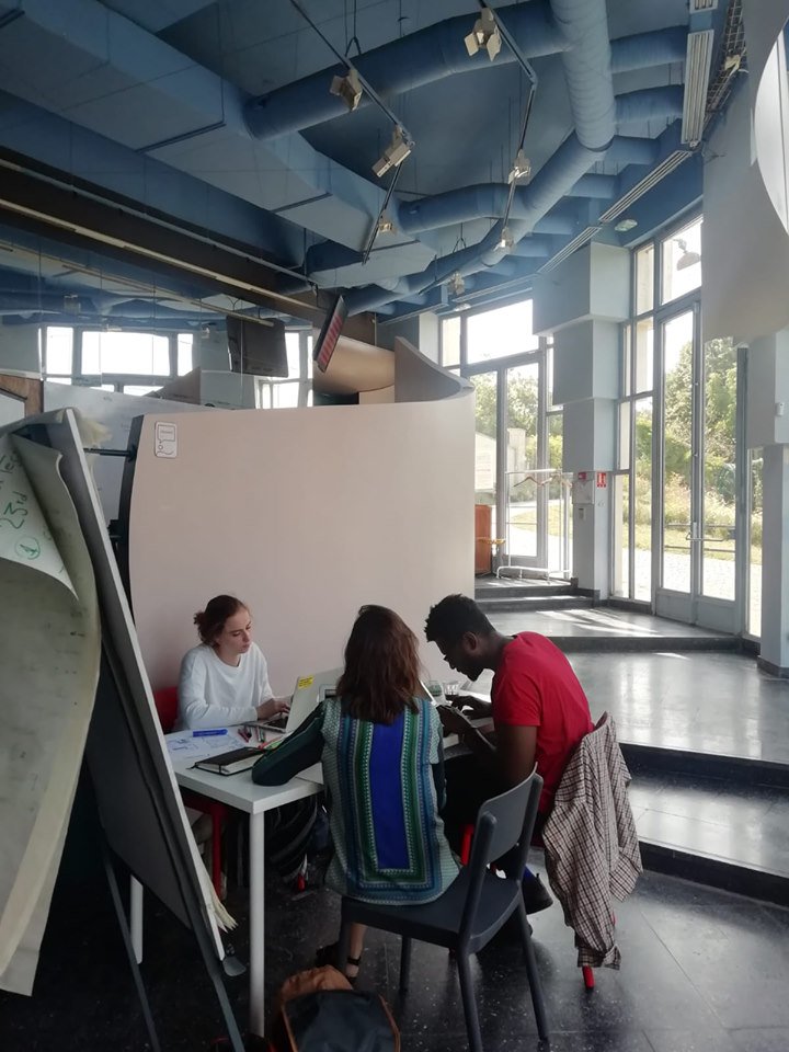 Ce matin nous étions à la Halle Belleville, merci les <a href="/halles_civiques/">Les Halles Civiques</a> pour votre accueil et cette rencontre !