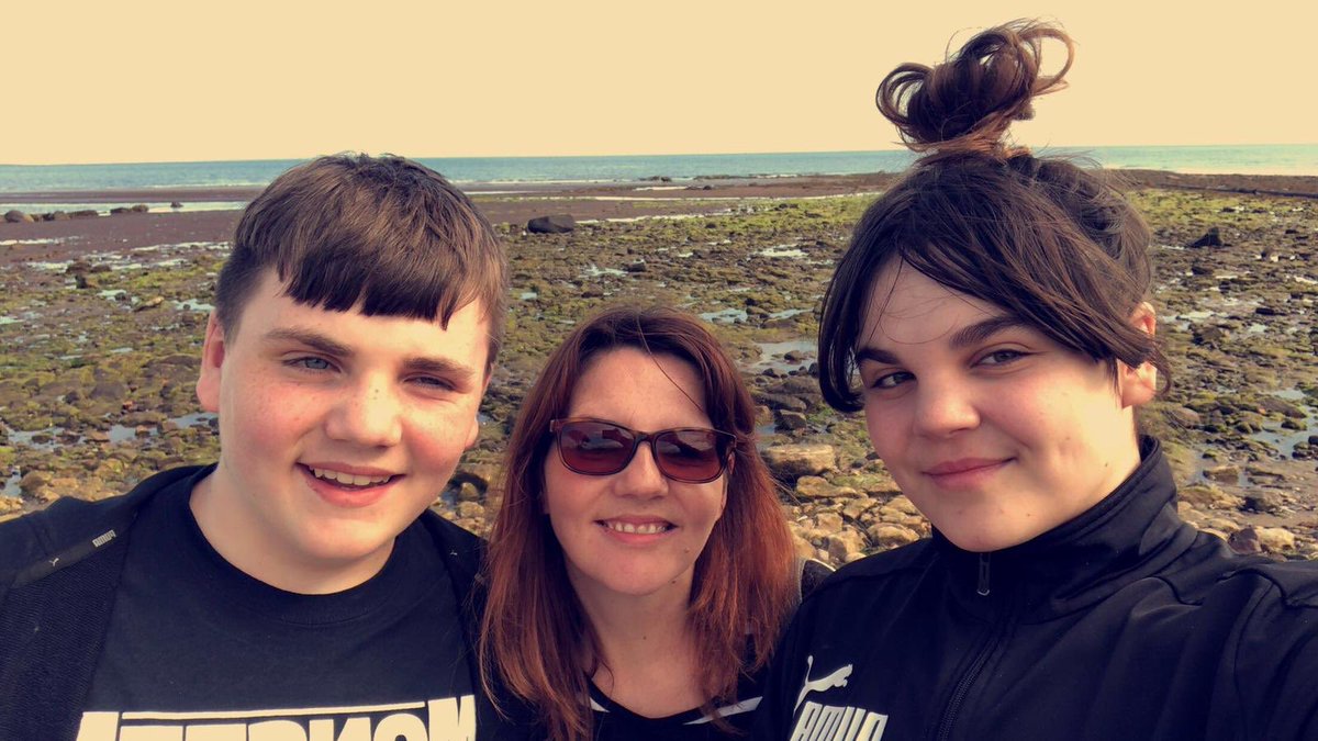 ShelleyAHudson's tweet photo. Loving Scotland so far, despite us visiting for the pandas at the zoo and it was closed...... closest I got to seeing one 😂#lovescotland #familytime #pandas https://t.co/XhTqtOvKZC
