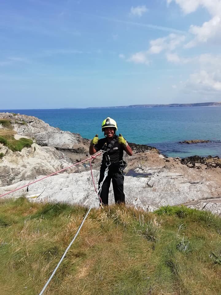 NewquayCFRS's tweet photo. Line rescue drills at little fistral #Notjustfires https://t.co/9xuLezJtEc