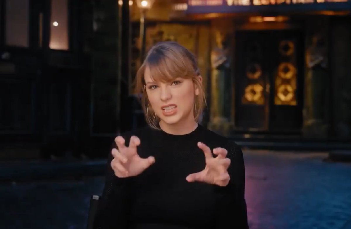 a_taytay13's tweet image. Sexy &amp;amp; cute !!😻
 #BOMBALURINA #CatsMovie
@taylorswift13
@taylorswift13jp