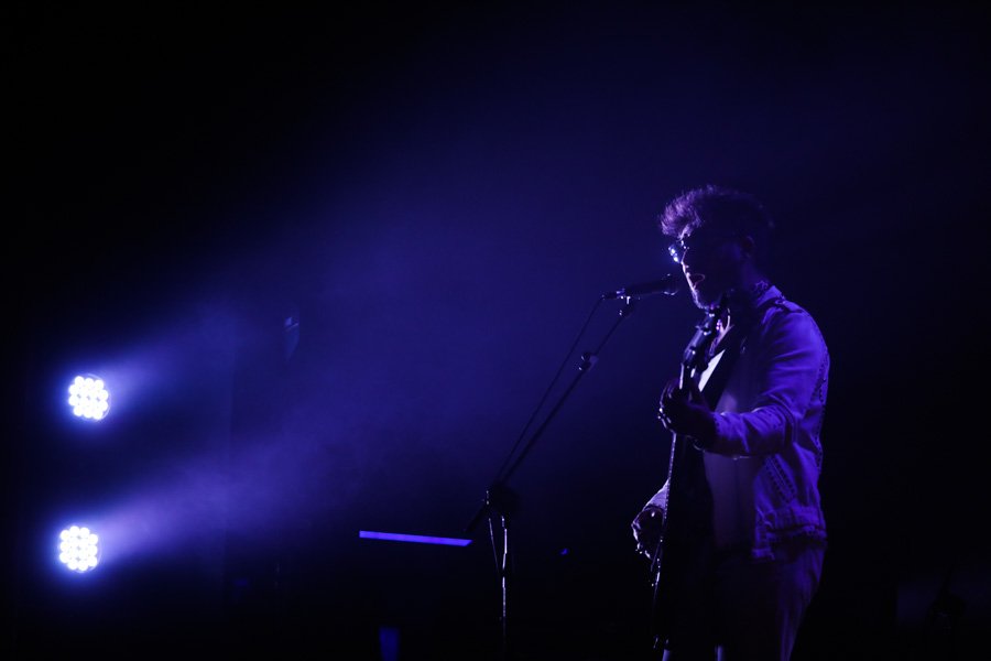 Touchtvpro's tweet image. .@HPedropiedra sigue celebrando una década de carrera 
bit.ly/32rfuTf 📸 © Checho García Pardo (@chechofotografo) @Delaselva @Teatro_NESCAFE @Agencia_Collage @quemasucabeza