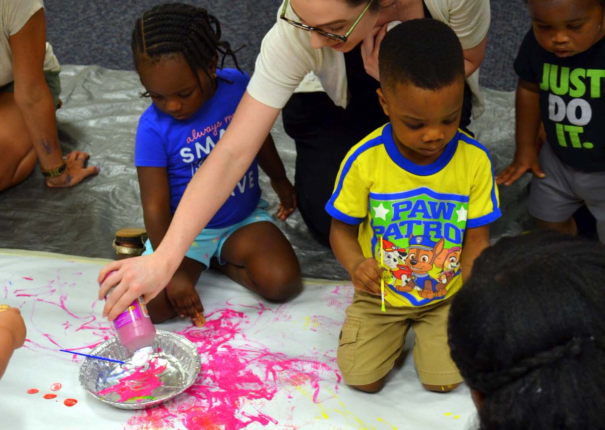 cobblibrary's tweet photo. Toddlers at #KennesawLibrary got a chance to showcase their artistic abilities with paint! It was giggly and messy and everyone had a wonderful time! https://t.co/ERSV3e86ro