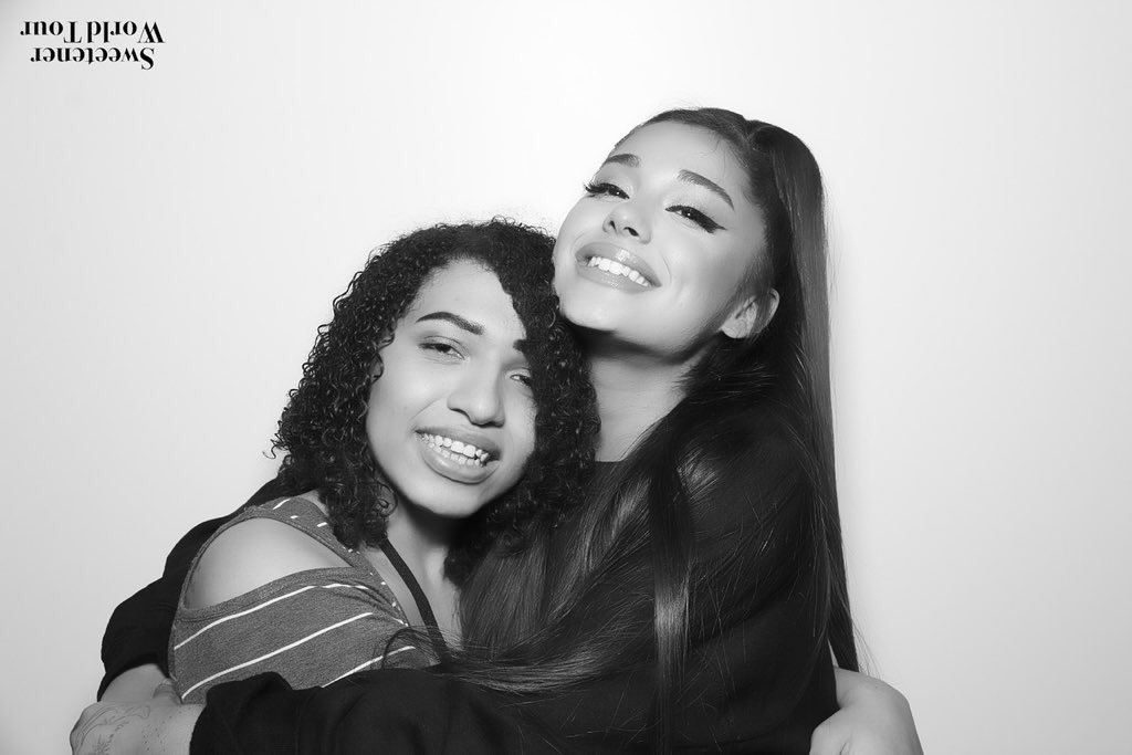 crystal IS SEEING ARIANA!!! ꕤ♡ tweet media