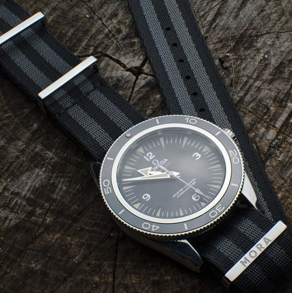 morawatchstraps's tweet photo. The @omegawatches #seamaster300 on one of our black &amp; gray striped #morawatchstraps 👌⁠
-⁠
https://t.co/6xHadMBrfU ⁠ https://t.co/MGfX5xQKyh