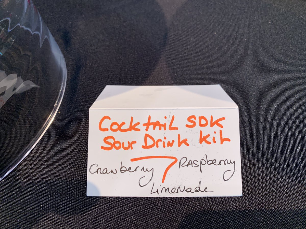 latestFromTV's tweet image. Cocktail API or cocktail SDK? @APIdaysGlobal #APIdays #APIdaysSF